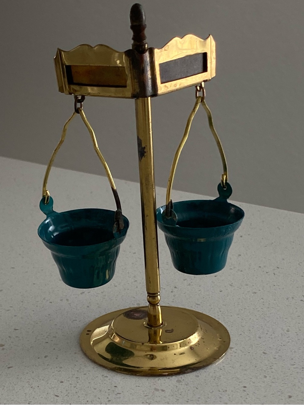 Vintage 1940's Salt/Pepper street sign